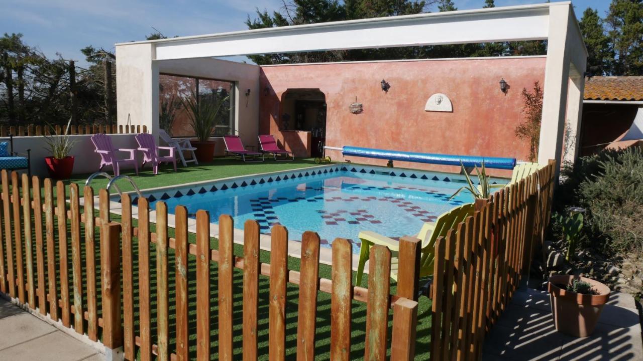 Apartamento Mas Maurane - Le Bougainvillier Aux Portes D'Arles Tarascón Exterior foto