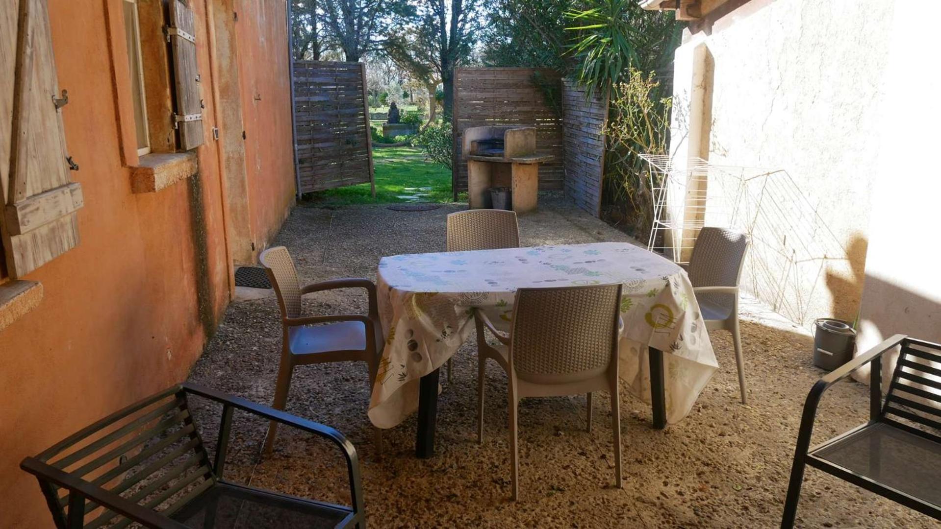 Apartamento Mas Maurane - Le Bougainvillier Aux Portes D'Arles Tarascón Exterior foto